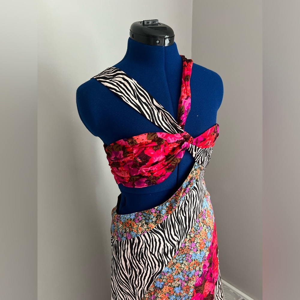 NWT For Love & Lemons Rita Mixed Print Cutout Floral and Zebra Maxi Dress Sz M - Picture 6 of 9